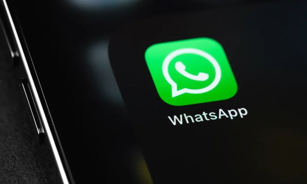 can-you-use-whatsapp-in-china-cover